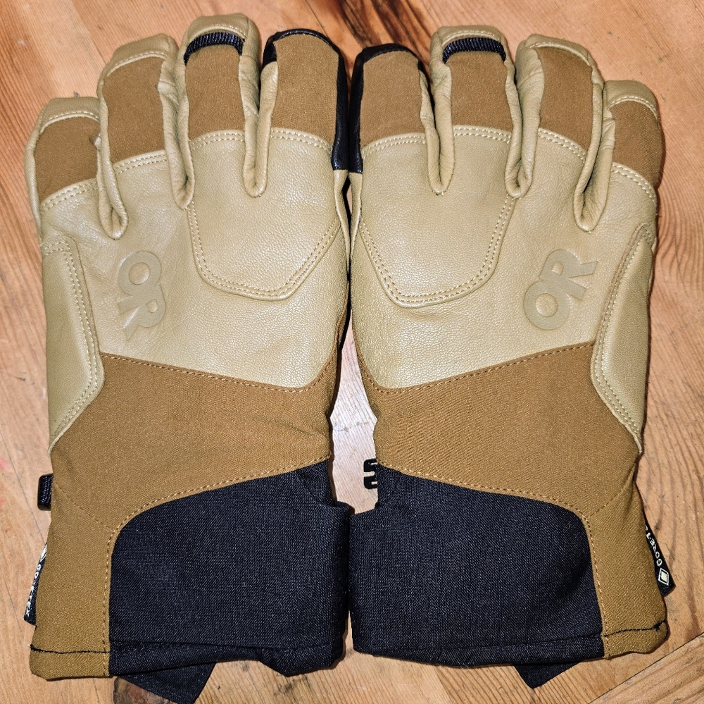 Outdoor Research Alpinite Gore Tex Tan and Black Gloves size S